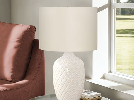 Lighting, Table Lamp, Transitional - Cream