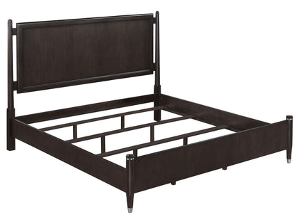 Niguel - 5 Piece Queen Poster Bedroom Set - Brown