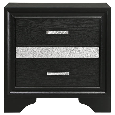 Modern Bedroom Set With Upholstered Headboard And Textured Storage