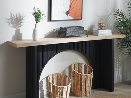 Arch Fluted Table