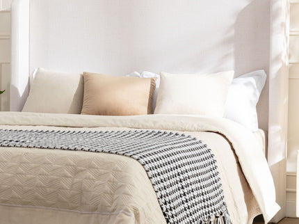 Hayden - Upholstered Wingback Bed With Tall Headboard