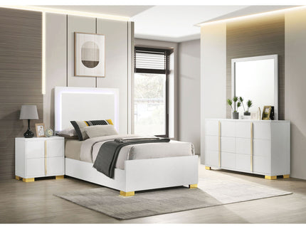 Bedroom Set With Accents