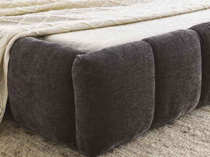Modern Platform Bed Frame With Thick Fabric
