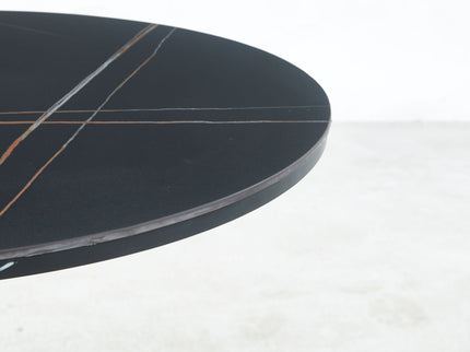 Mid-Century Tulip Table With Round Top, Pedestal Base
