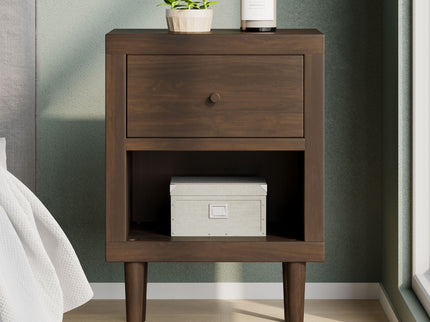 Nystrom - Single Drawer Nightstand