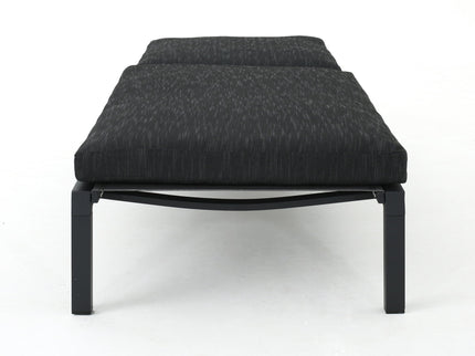 Modern Chaise Lounge With Wate Resistant Fabric Cushions