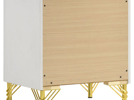 Malcolm - Bedroom Set With Wingback Design