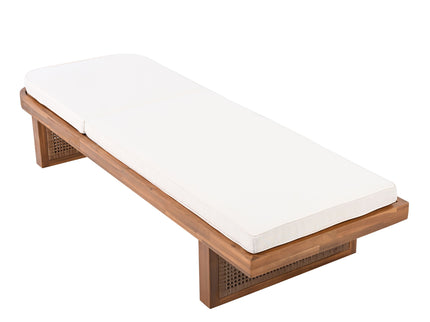 Outdoor Lounge Chair With Frame