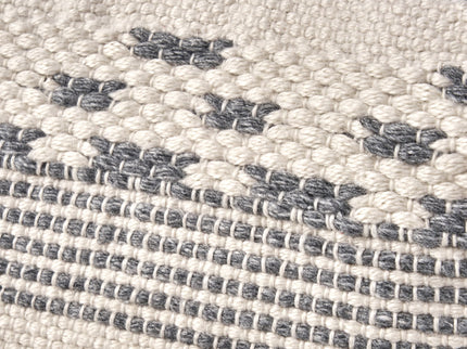 Karim - Faux Yarn Large Pouf, Durable - Ivory / Gray
