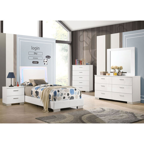 Dulcey - Bedroom Set & LED