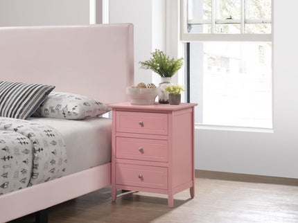 Dove Tailed Drawers 3 Drawer Nightstand