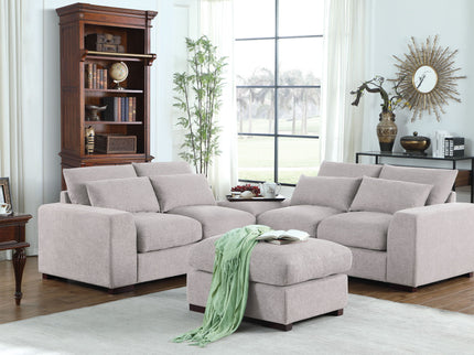 Tatman - Sectional With 2 Ottomans