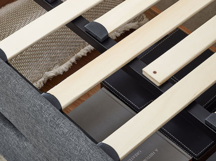 Daybed With Trundle And Storage Drawers, Flat Arms With Pocket