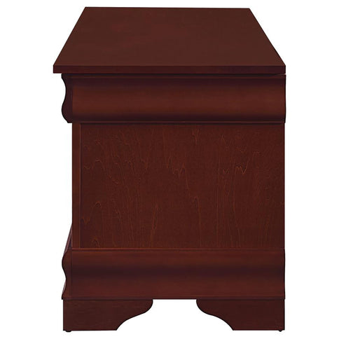 Chest With Curved Moldings And Bracket Feet - Brown