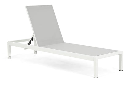 Outdoor Patio Chaise Lounge With 5 Reclining Positions