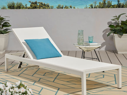 Outdoor Patio Chaise Lounge With 5 Reclining Positions