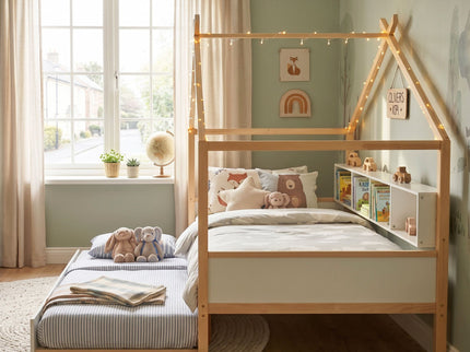House Bed With Bookshelf Storage