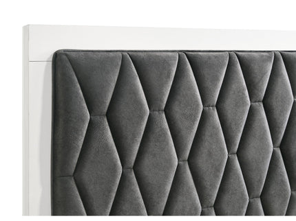 Taraval - 4 Piece Queen Bedroom Set - White