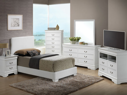 Elegant Platform Bed For Relaxed Spaces