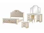 Beige / 4 Pc. Bed, Nightstand, Dresser, Mirror / Queen