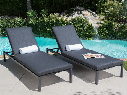 Modern Chaise Lounge With Wate Resistant Fabric Cushions