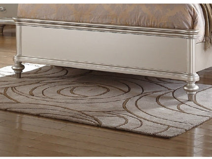 Tufted Headboard Bed