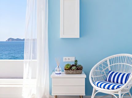 Shaker Cabinet With Soft-Close Door And Adjustable Shelves