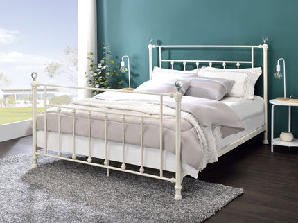Comet - Bed, Elegant Spindle Design