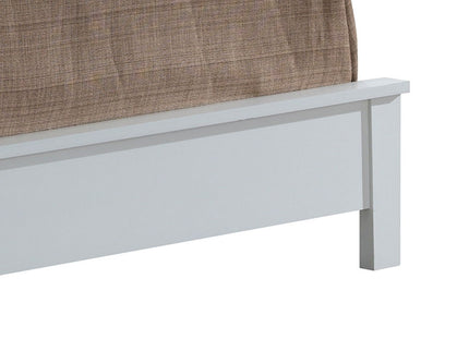 Bed With Transitional Design Stylish