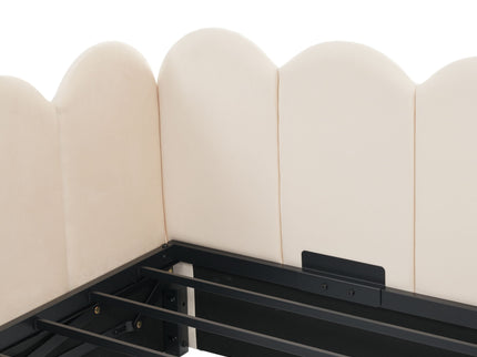 Upholstered Daybed With Hydraulic Storage