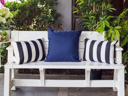 Horizon - Stripe Pillow Outdoor & Indoor - Black