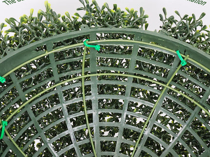 Artificial Topiary Balls, Outdoor Decorative Spheres For Garden (Set of 2) - Green