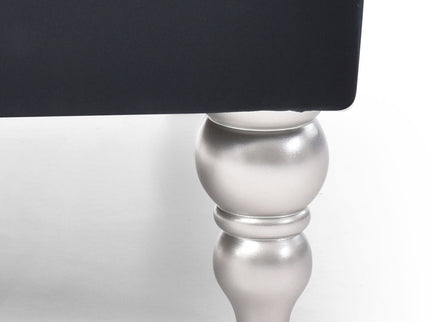 Traditional Armchair Elegant