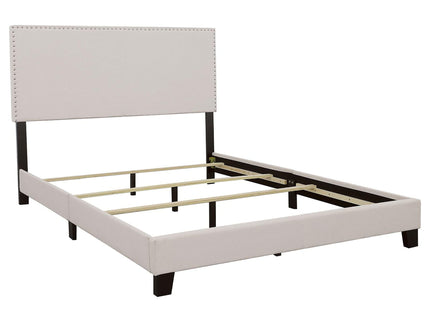 Ivory - Bed With Nailhead Trim