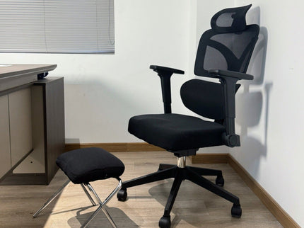 Zero Gravity Ergonomic Office Chair With 145° Recline, 3D Headrest - Black