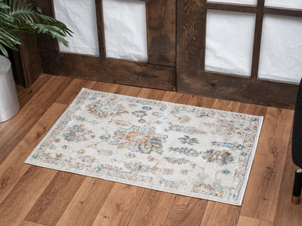Noble - 5'3" X 7'3" Area Rug - Ivory