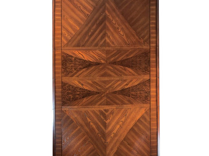 Dresden - Elegant Dining Table