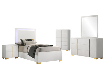 Bedroom Set With Accents