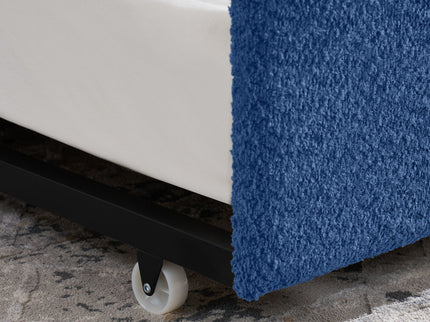 Upholstered Daybed With Pop Up Trundle