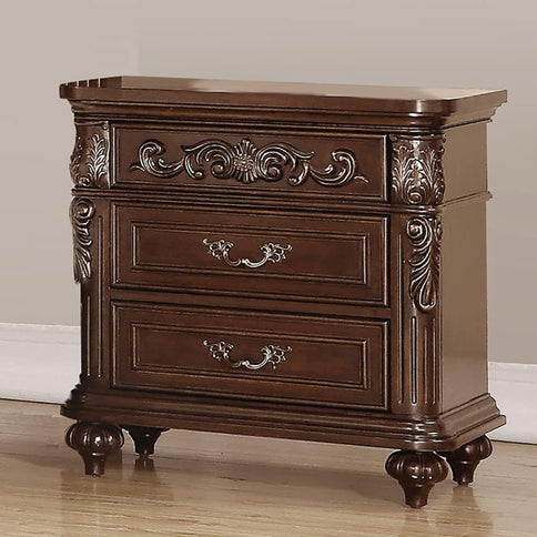 3 Piece Bedroom Set, Majestic Formal Bed With 2 Nightstands