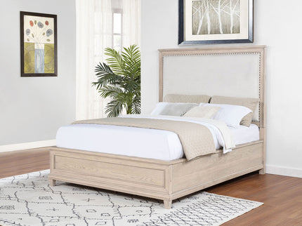 Wedner - Queen Panel Bed - Oak