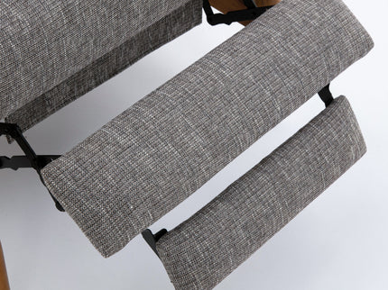 Vaughn - Push Back Recliner With Solid Hardwood Legs