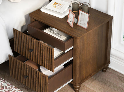 3 Piece Bedroom Set With Bed And 2 Nightstands