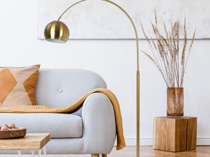 Oasis - Long Arm Gold Adjustable Floor Lamp With Round Marble Base - Gold / White Marble