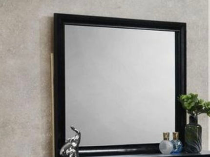 Naima - Minimalist Design Mirror