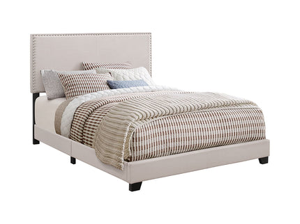 Ivory - Bed With Nailhead Trim