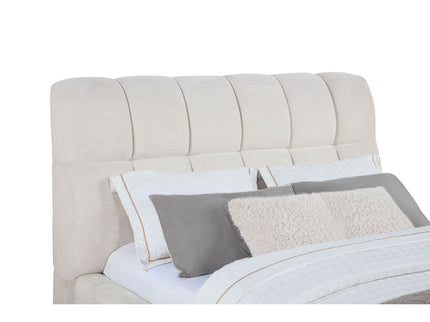 Branson - Platform Bed With Tufted Headboard