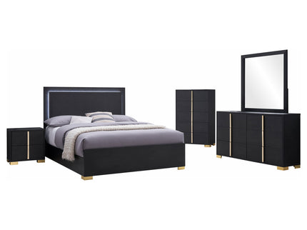 Bedroom Set With Accents