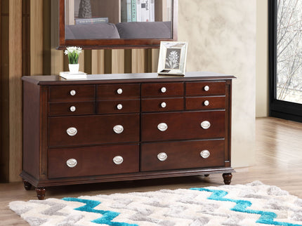 Elegant Traditional Dresser