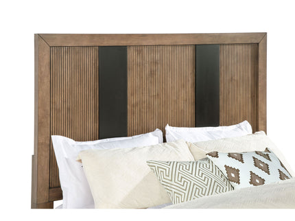 Moraga - 4 Piece Queen Bedroom Set With Fluted Headboard - Ash Brown